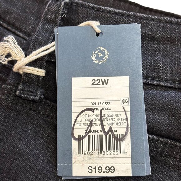 NWT Universal Thread Black Denim Midi Shorts Size 22W Classic 5 Pocket Stretch - Picture 5 of 5